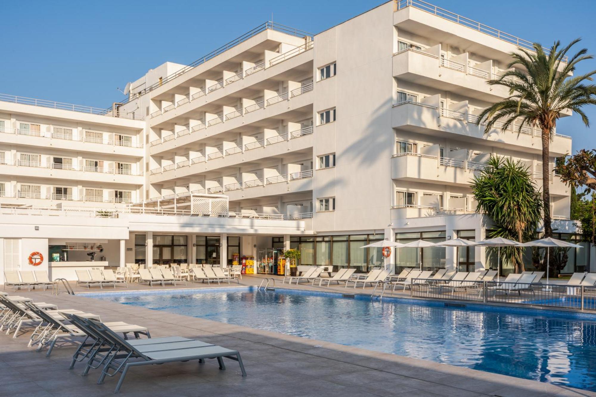 Globales Santa Ponsa Park 호텔 외부 사진