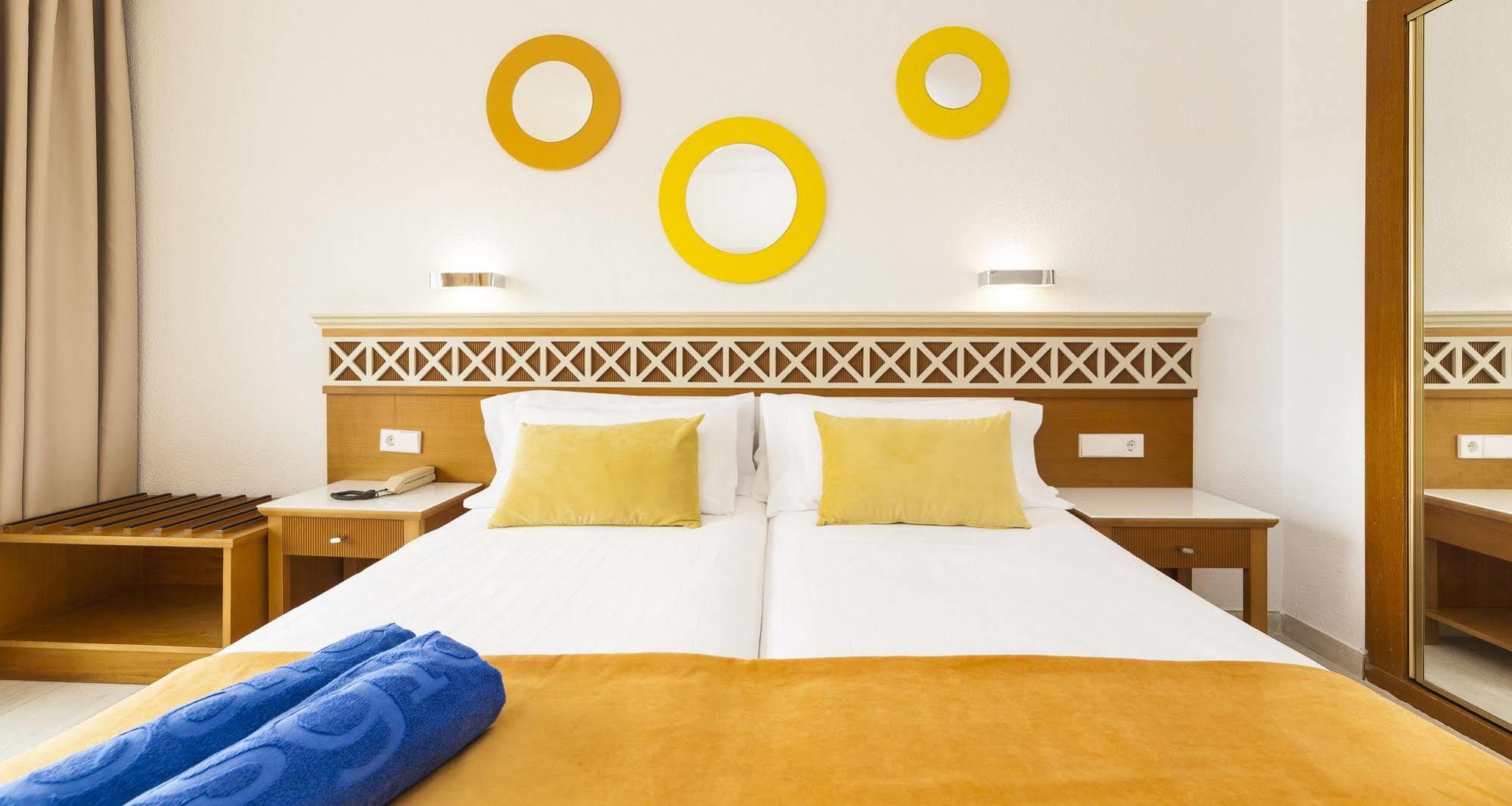 Globales Santa Ponsa Park 호텔 외부 사진